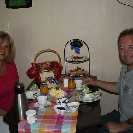 Frühstückspension Sara's Rosenhof Rhauderfehn